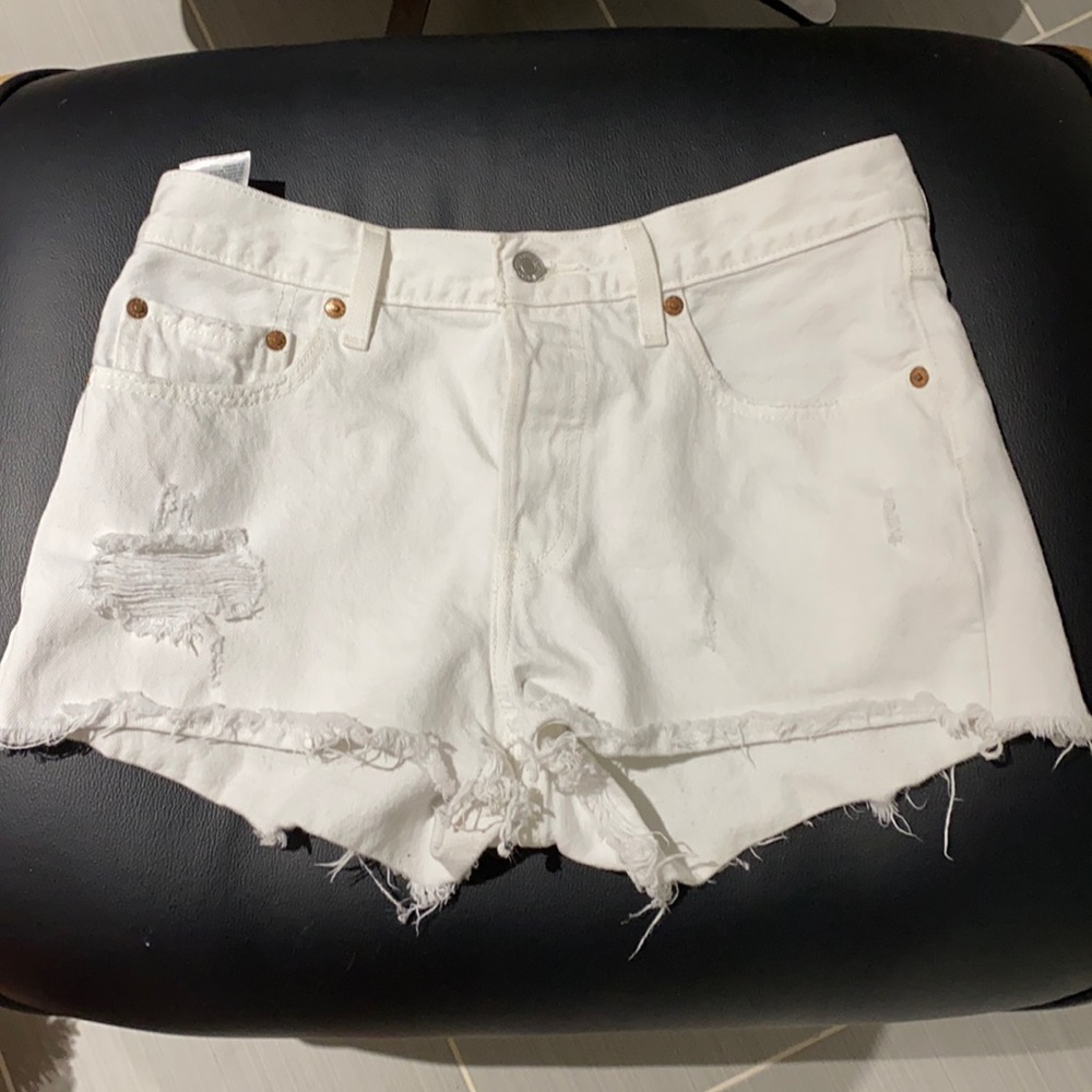Levi’s 501 white Jean shorts